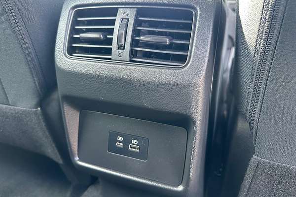 2025 Nissan X-TRAIL ST T33