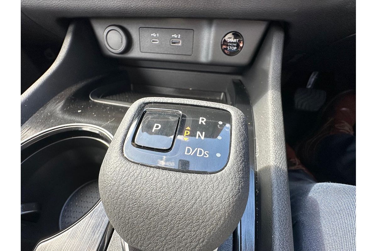 2025 Nissan X-TRAIL ST T33