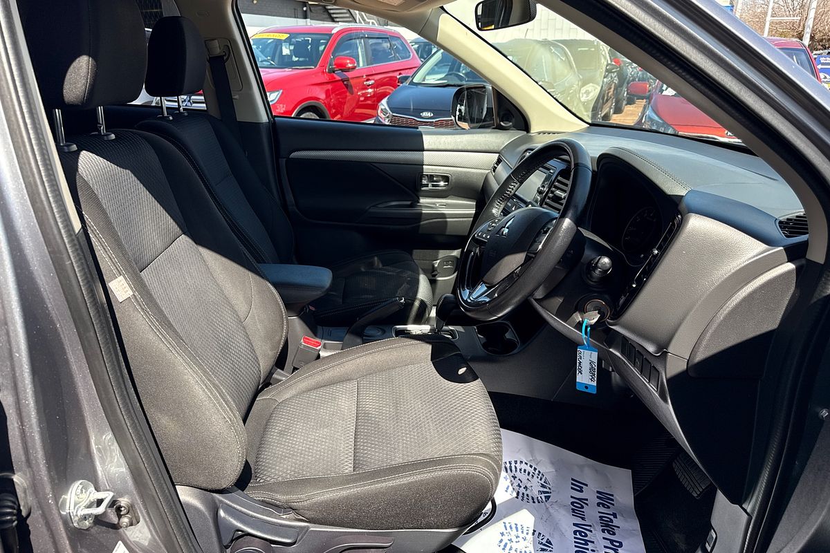 2016 Mitsubishi Outlander LS ZK