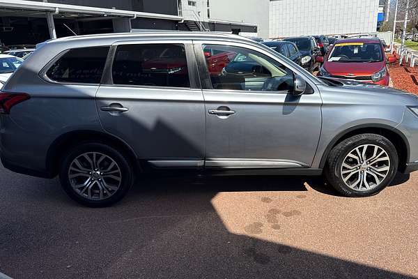 2016 Mitsubishi Outlander LS ZK