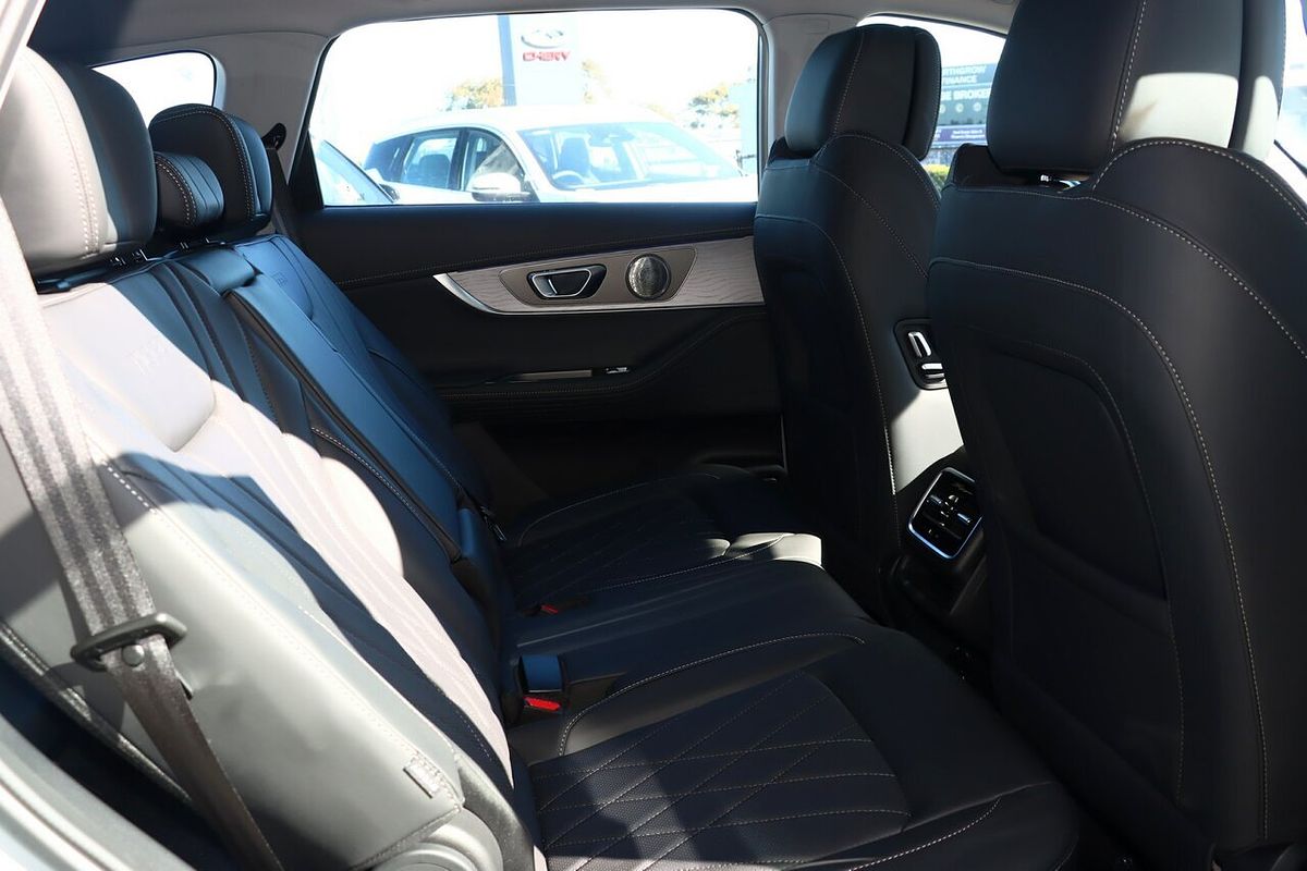 2025 Chery Tiggo 8 Pro Max Urban