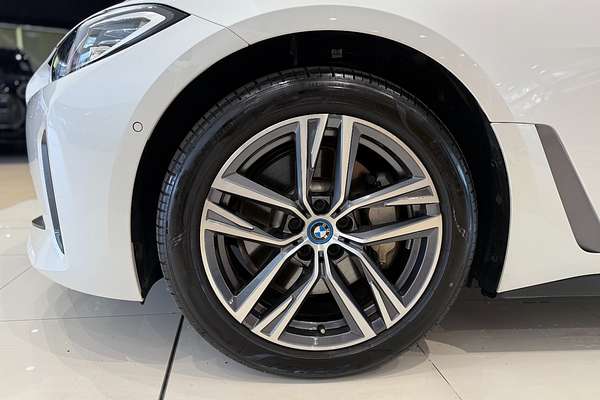 2023 BMW i4 eDrive35 G26
