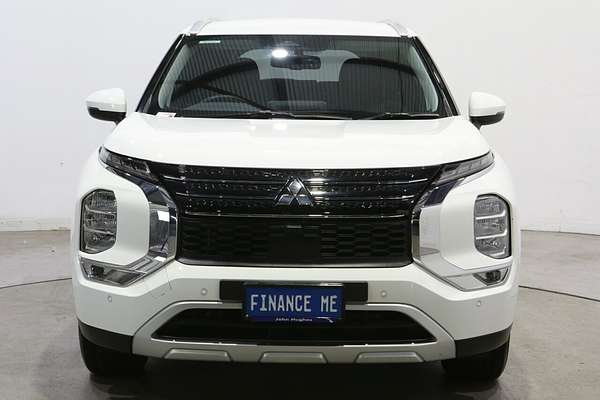 2024 Mitsubishi Outlander LS ZM
