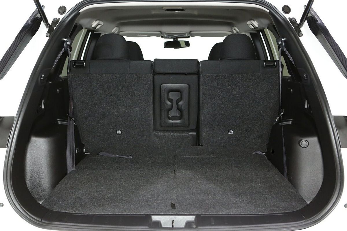 2024 Mitsubishi Outlander LS ZM