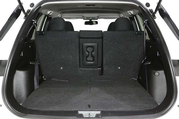 2024 Mitsubishi Outlander LS ZM
