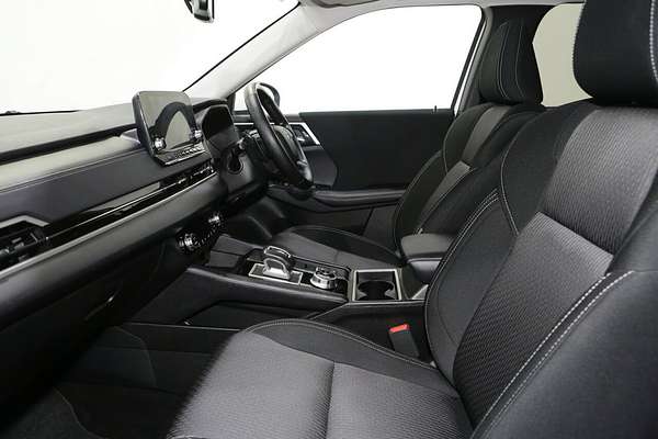 2024 Mitsubishi Outlander LS ZM