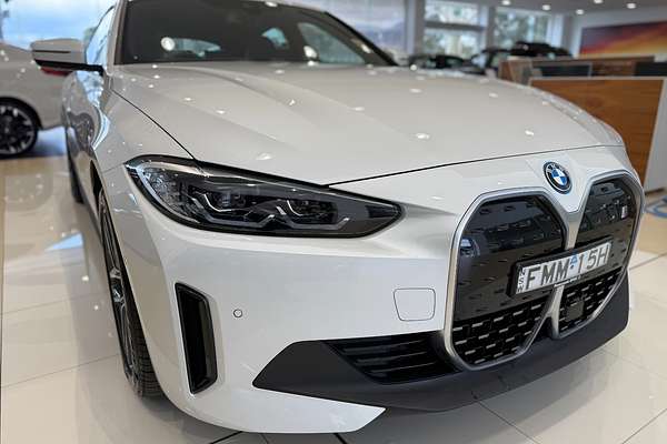 2023 BMW i4 eDrive35 G26