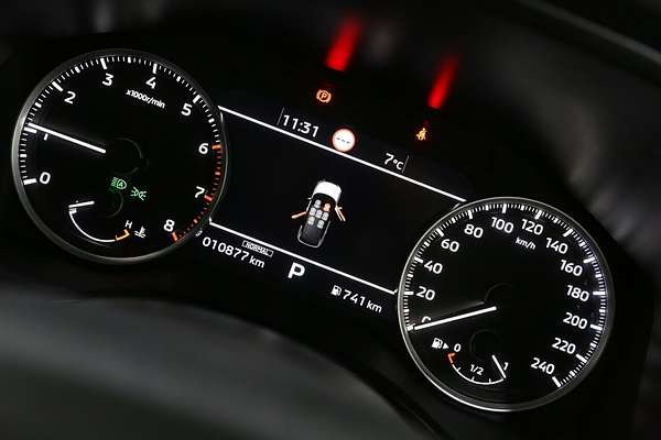 2024 Mitsubishi Outlander LS ZM