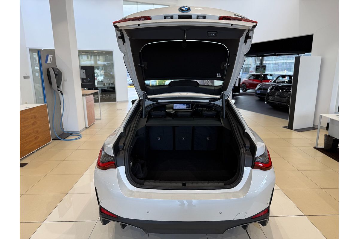 2023 BMW i4 eDrive35 G26
