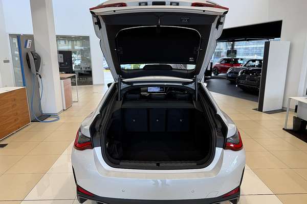 2023 BMW i4 eDrive35 G26