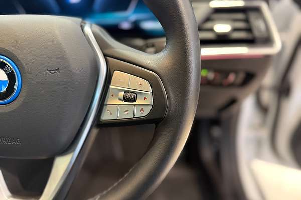 2023 BMW i4 eDrive35 G26