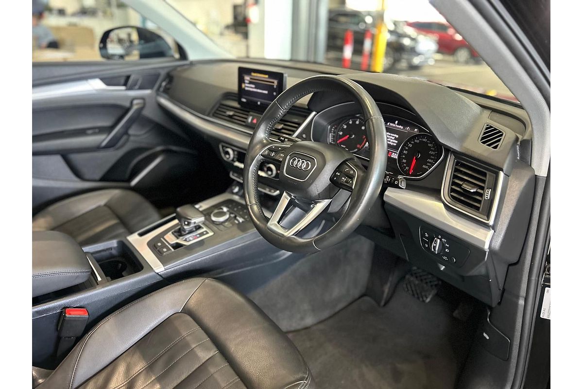 2019 Audi Q5 45 TFSI design FY