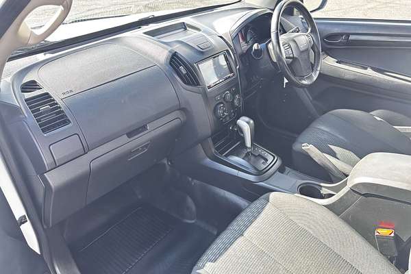 2017 Isuzu D-MAX SX High Ride Rear Wheel Drive