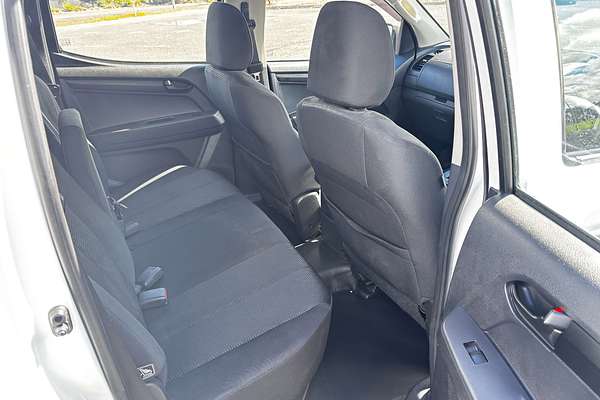 2017 Isuzu D-MAX SX High Ride Rear Wheel Drive