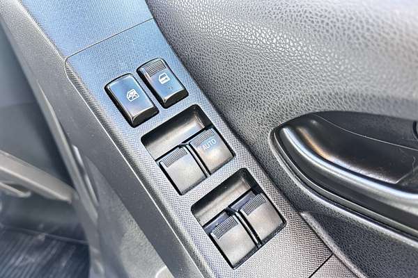 2017 Isuzu D-MAX SX High Ride Rear Wheel Drive