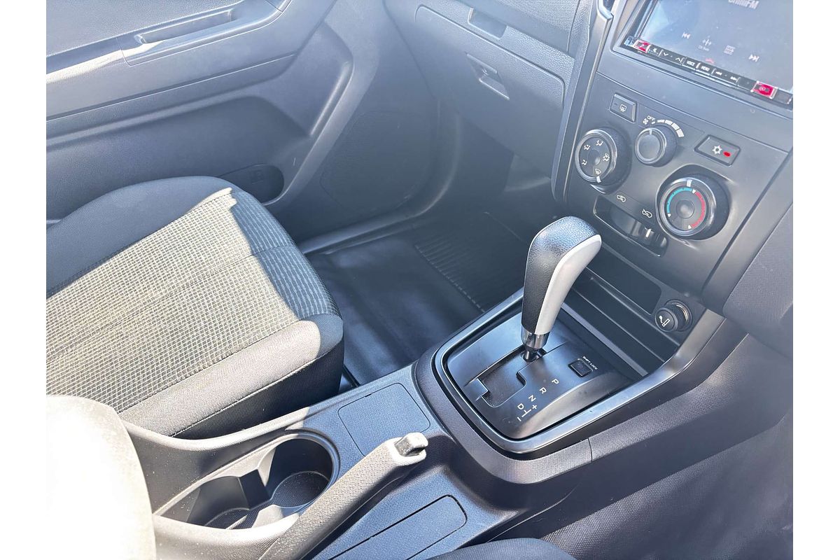 2017 Isuzu D-MAX SX High Ride Rear Wheel Drive