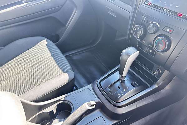 2017 Isuzu D-MAX SX High Ride Rear Wheel Drive