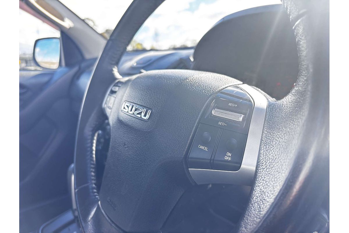 2017 Isuzu D-MAX SX High Ride Rear Wheel Drive
