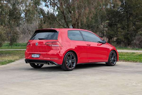 2017 Volkswagen Golf GTI Original 7.5