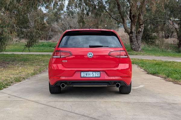 2017 Volkswagen Golf GTI Original 7.5