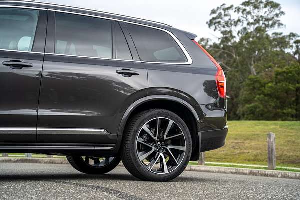 2024 Volvo XC90 Ultra B6 Bright
