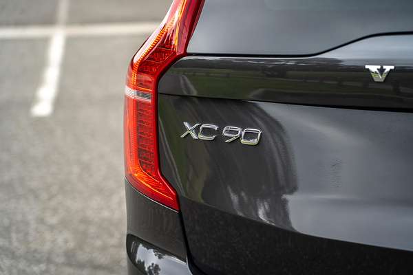 2024 Volvo XC90 Ultra B6 Bright