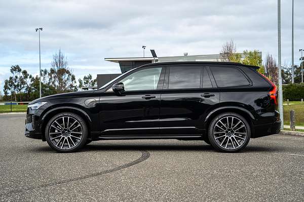2025 Volvo XC90 Plus T8 Plug-In Hybrid Dark