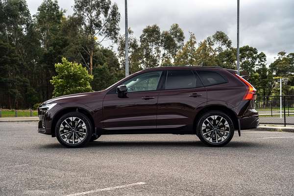 2025 Volvo XC60 Ultra B5 Dark