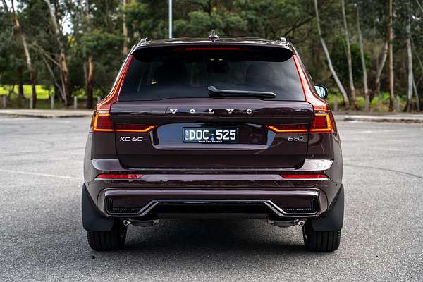 2025 Volvo XC60 Ultra B5 Dark