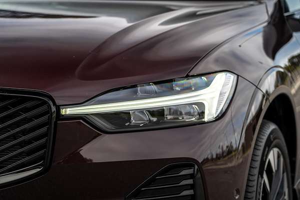 2025 Volvo XC60 Ultra B5 Dark