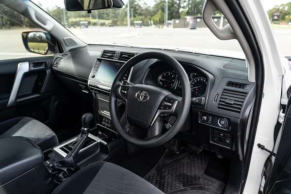 2022 Toyota Landcruiser Prado GX GDJ150R