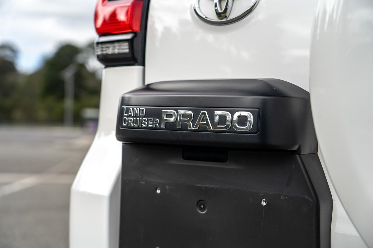 2022 Toyota Landcruiser Prado GX GDJ150R