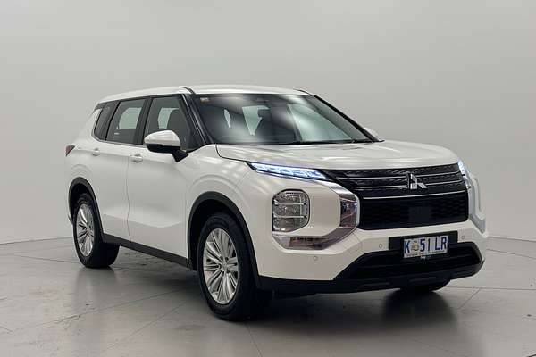 2022 Mitsubishi Outlander ES ZM
