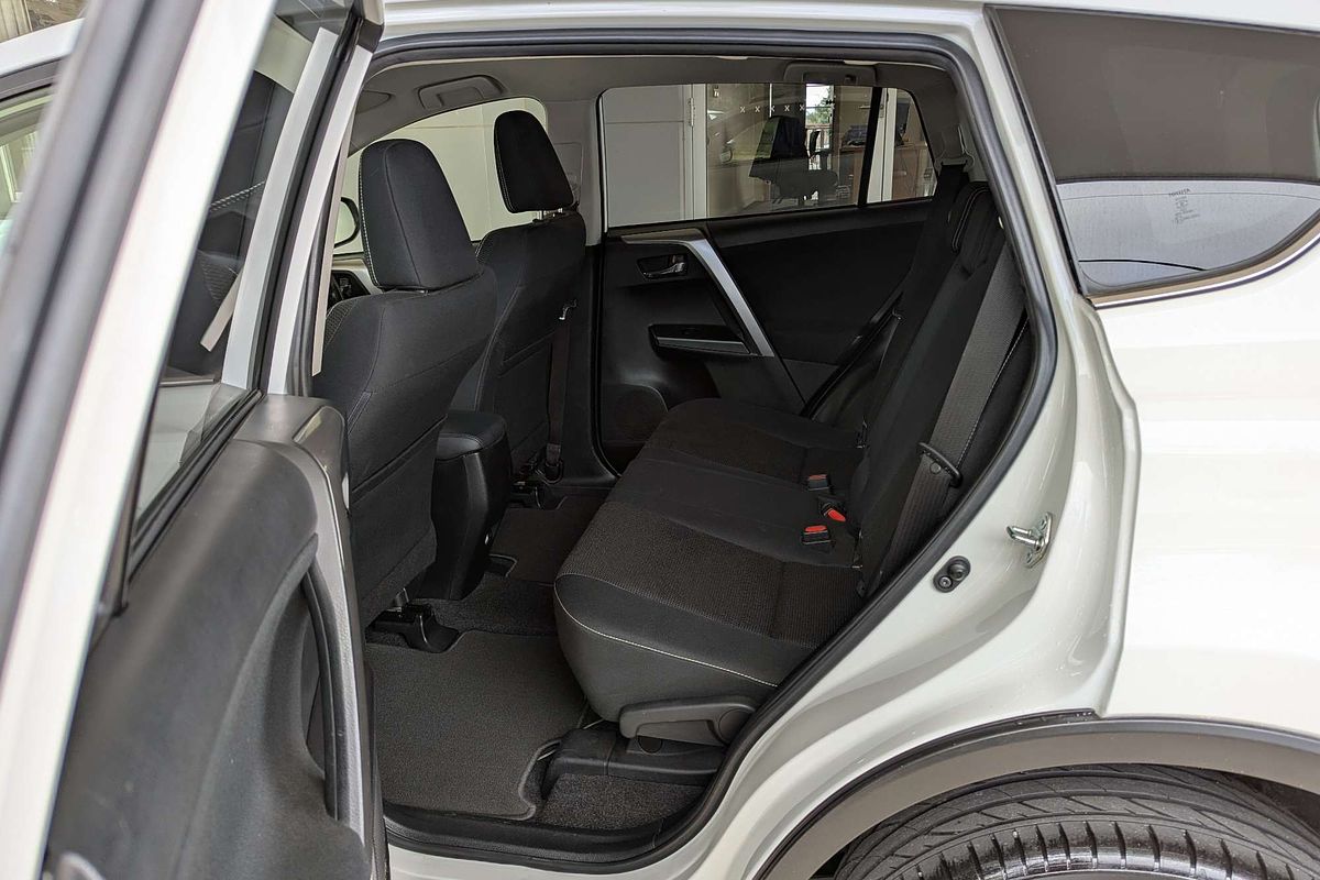 2016 Toyota RAV4 GXL ZSA42R
