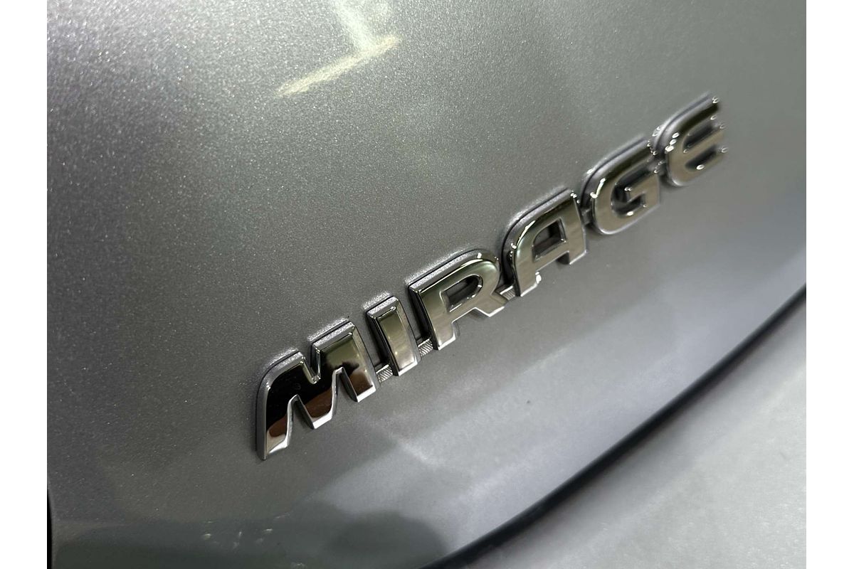 2021 Mitsubishi Mirage ES LB