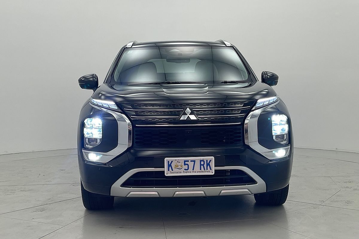 2022 Mitsubishi Outlander Exceed ZM