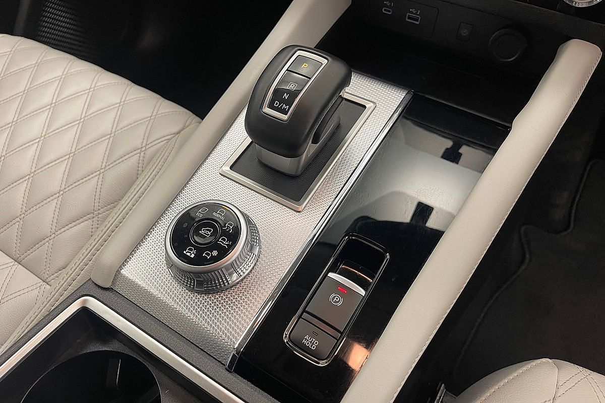 2022 Mitsubishi Outlander Exceed ZM