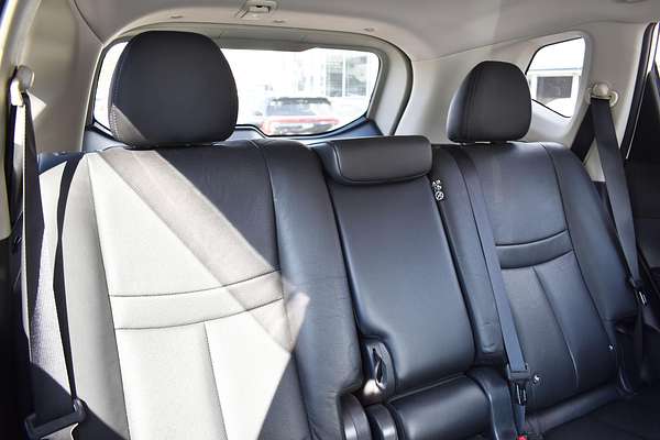 2016 Nissan X-TRAIL ST-L T32