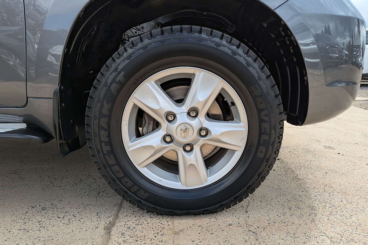 2011 Toyota Landcruiser Altitude VDJ200R