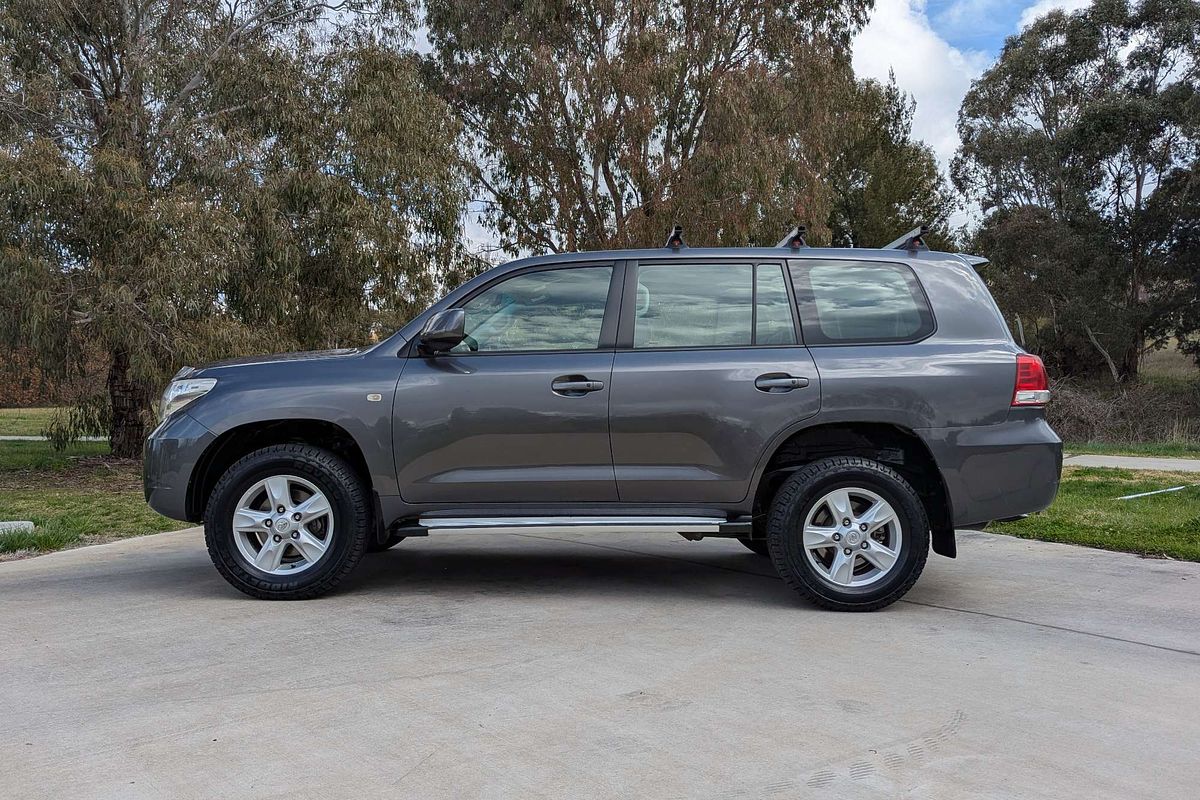 2011 Toyota Landcruiser Altitude VDJ200R