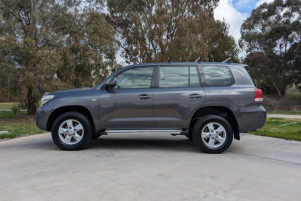 2011 Toyota Landcruiser Altitude VDJ200R