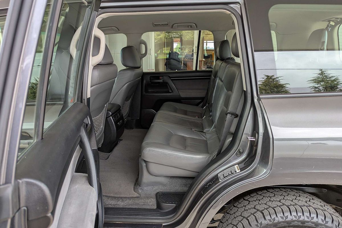 2011 Toyota Landcruiser Altitude VDJ200R
