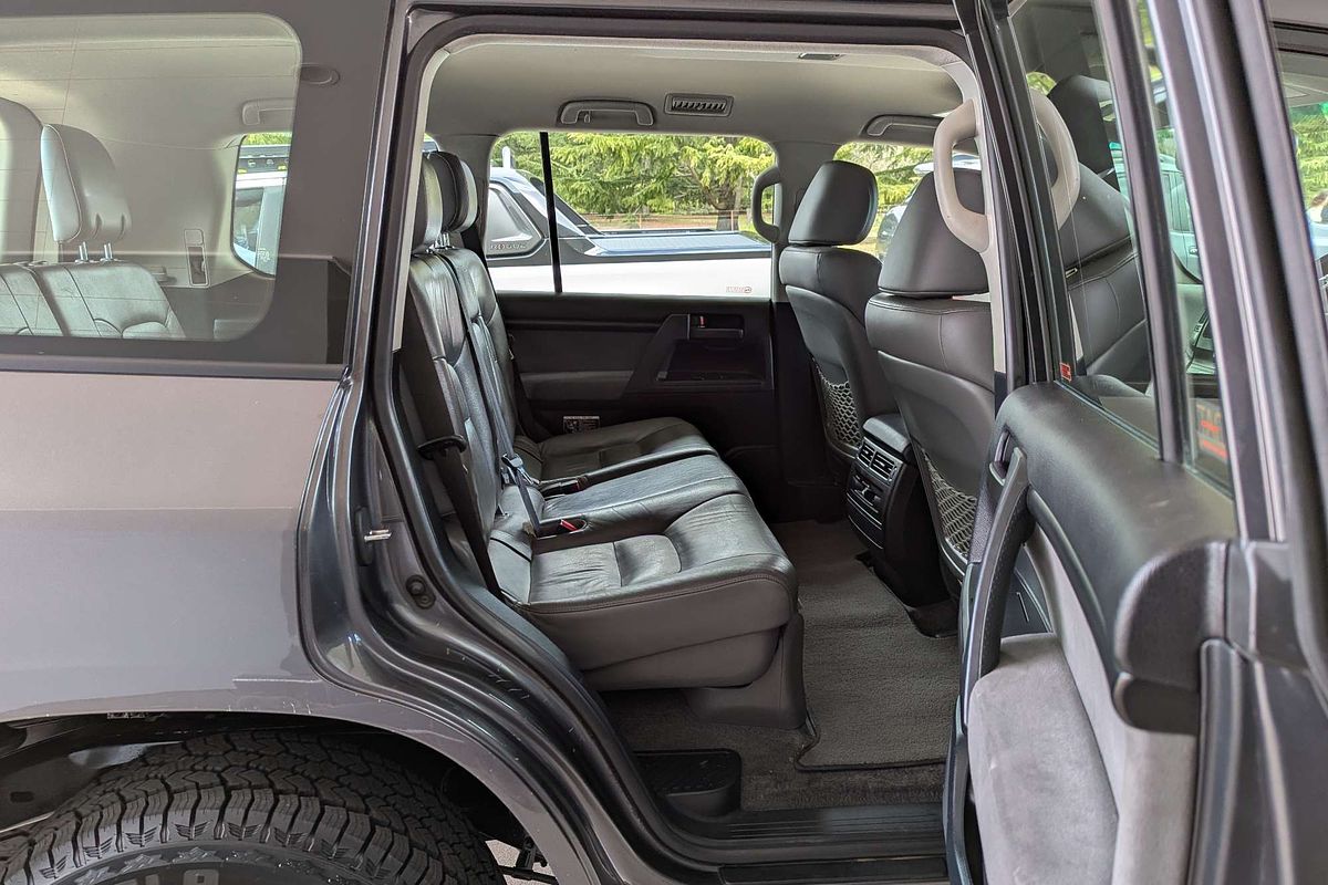 2011 Toyota Landcruiser Altitude VDJ200R