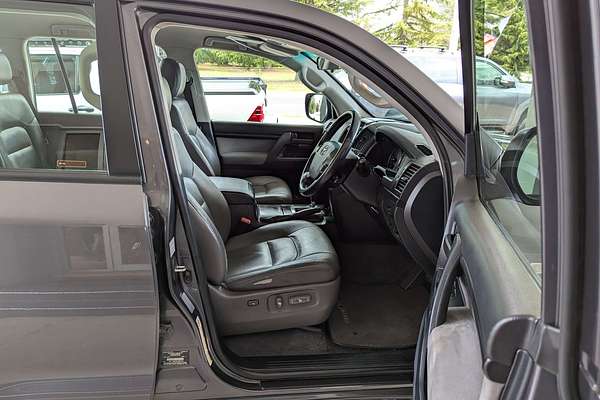 2011 Toyota Landcruiser Altitude VDJ200R