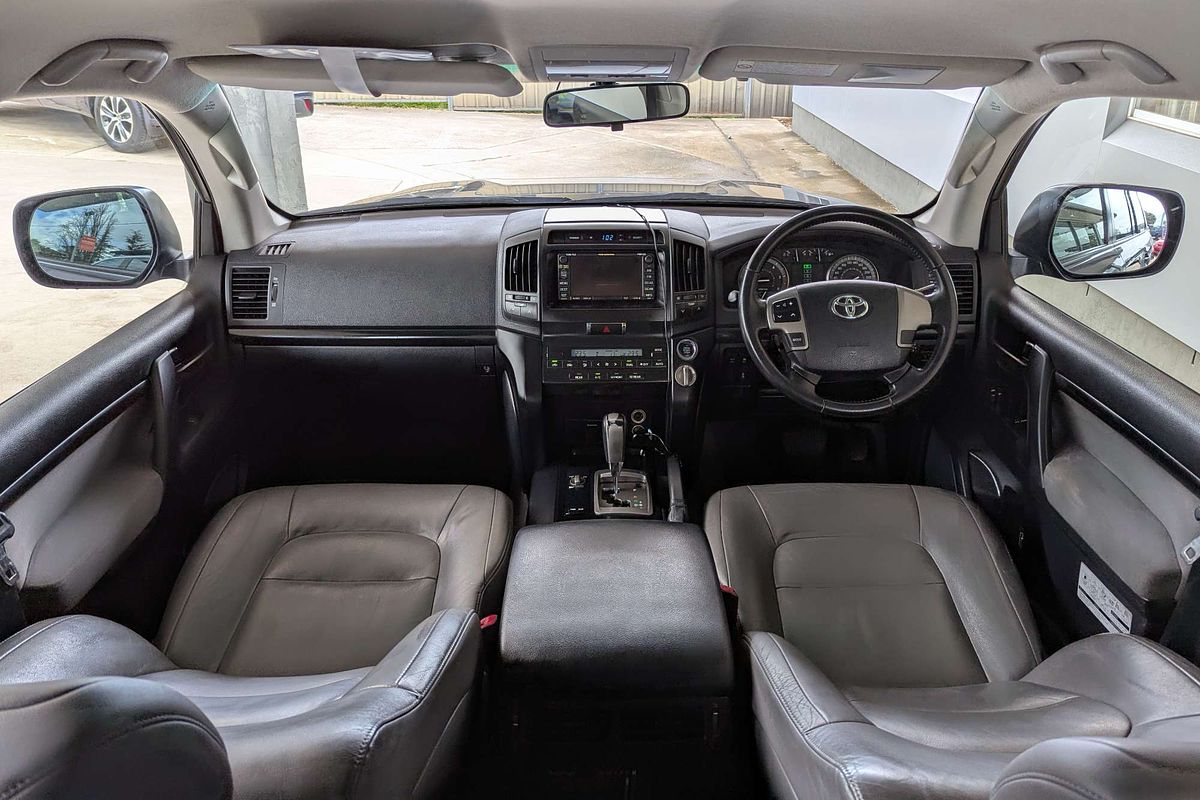 2011 Toyota Landcruiser Altitude VDJ200R