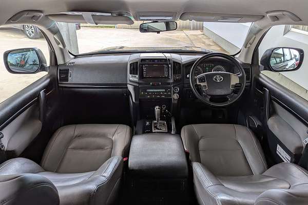 2011 Toyota Landcruiser Altitude VDJ200R