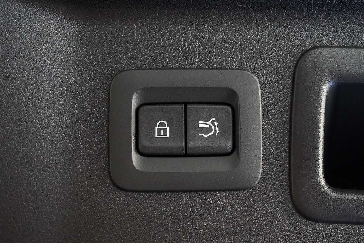 2025 Mazda CX-80 G40e GT KL