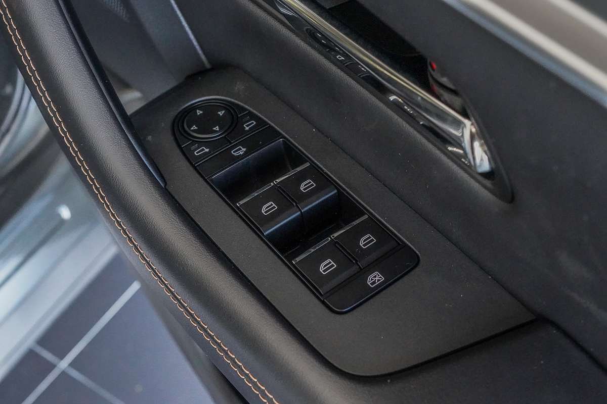 2025 Mazda CX-80 G40e GT KL