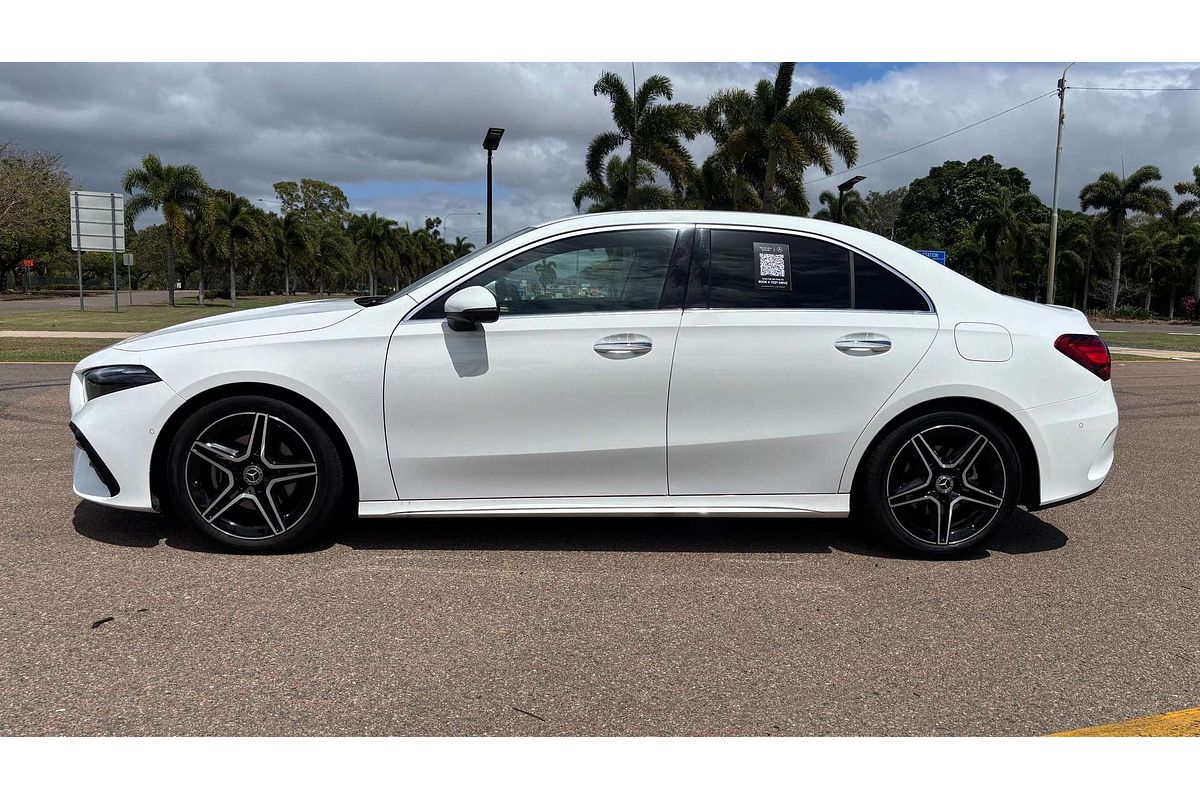 2024 Mercedes-Benz A-Class A200 V177