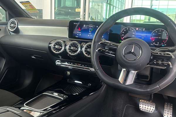 2024 Mercedes-Benz A-Class A200 V177